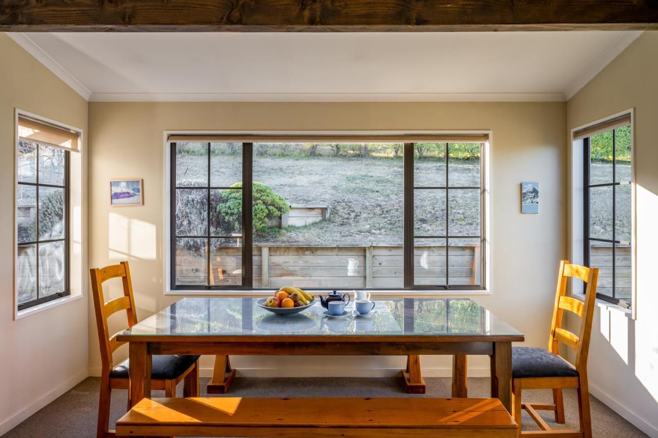 Criffel Peak View Bed&Breakfast Wanaka Exterior foto