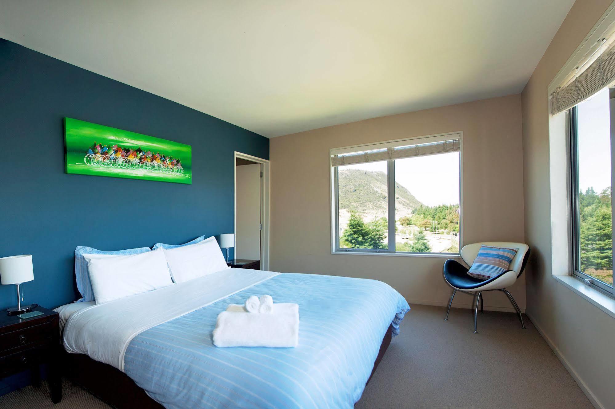 Criffel Peak View Bed&Breakfast Wanaka Exterior foto